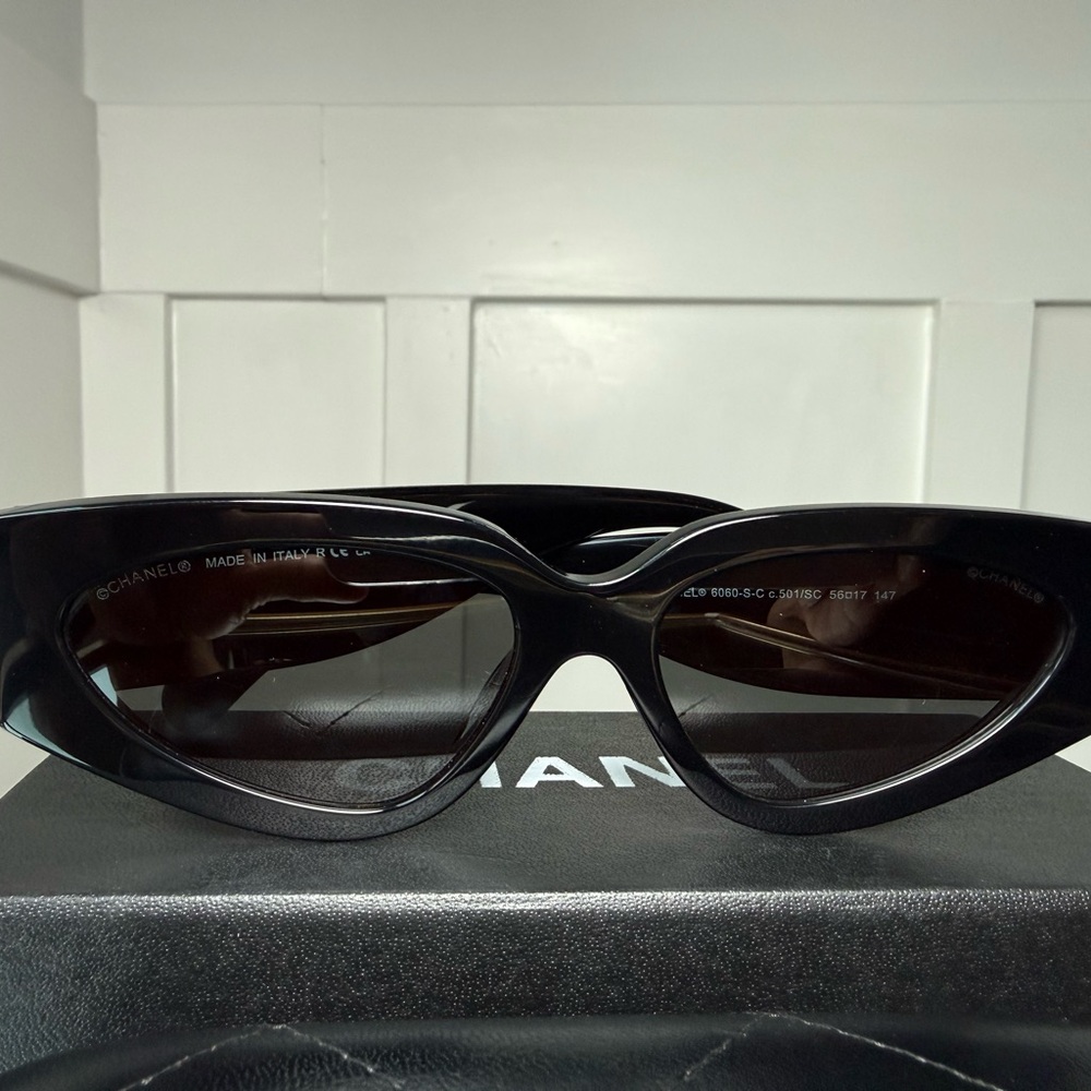 CHANEL Black Cat-Eye Sunglasses with Dark Lenses